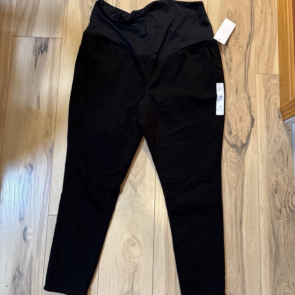 Isabel Ingrid Maternity Jeans Size 2 Black Skinny Crossover Panel Over Belly NWT - Picture 1 of 5